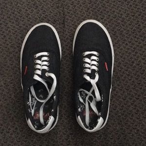 Levi’s canvas sneakers women’s 7